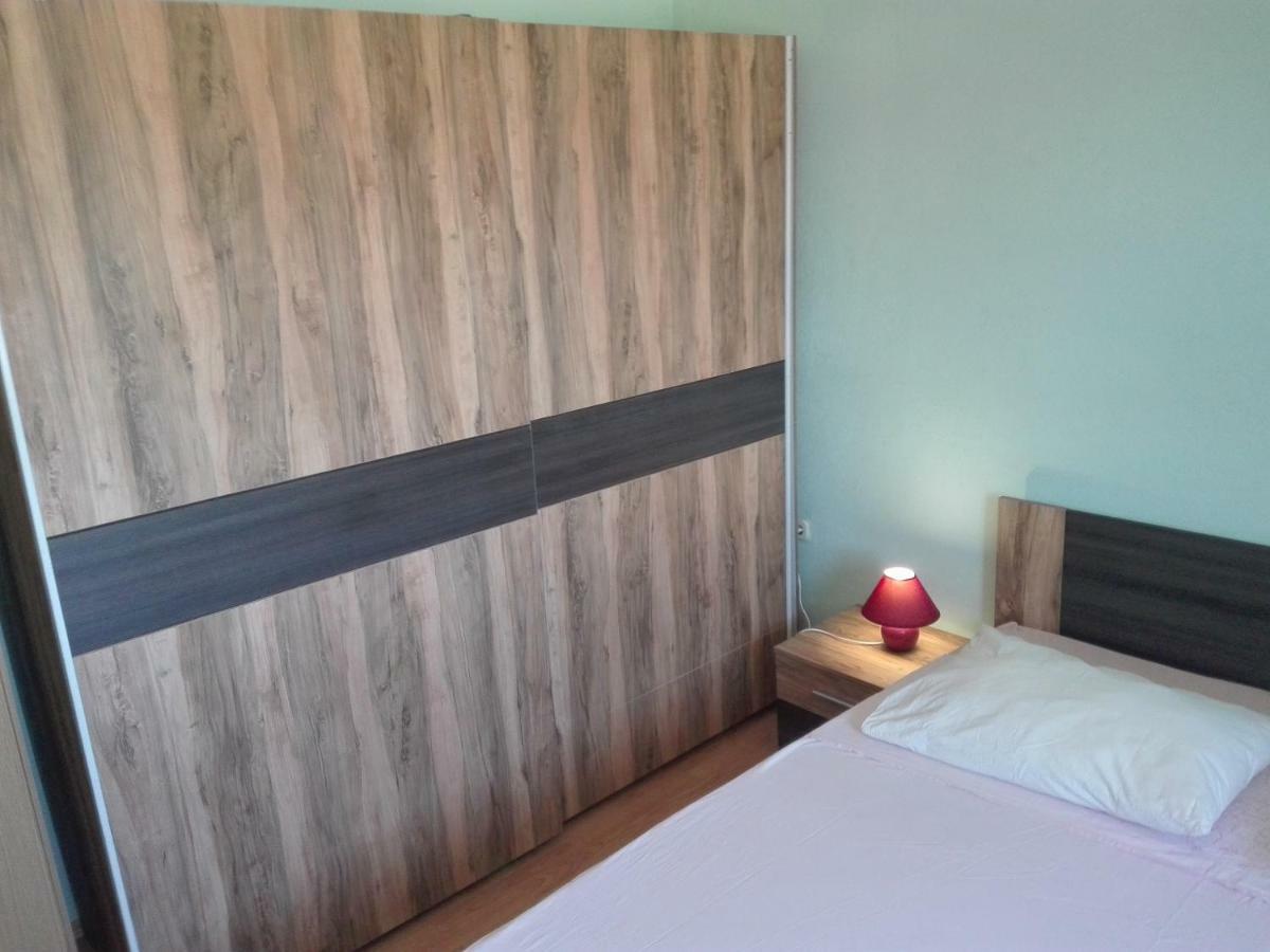 Apartment Luka Trogir Eksteriør billede