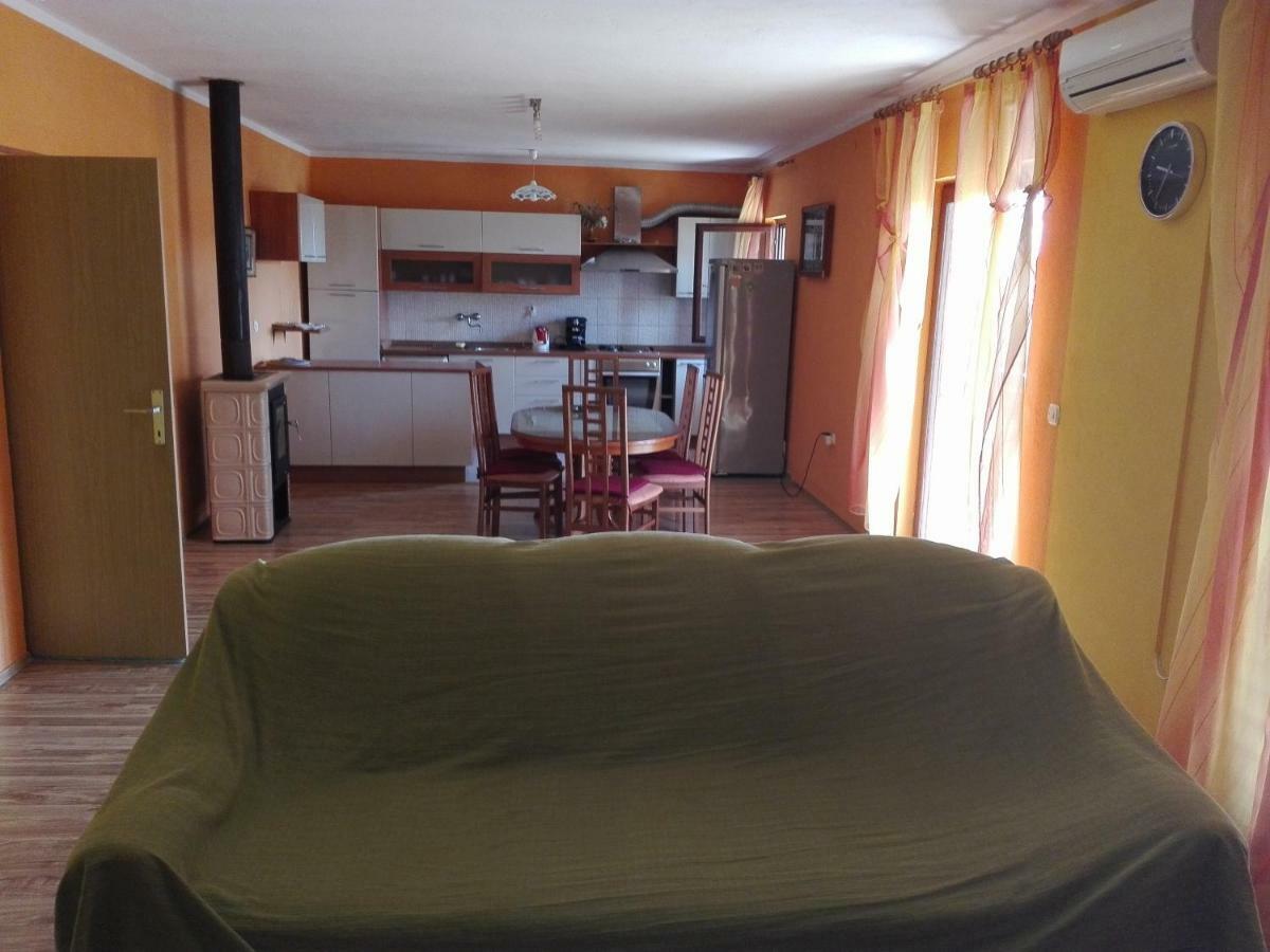 Apartment Luka Trogir Eksteriør billede