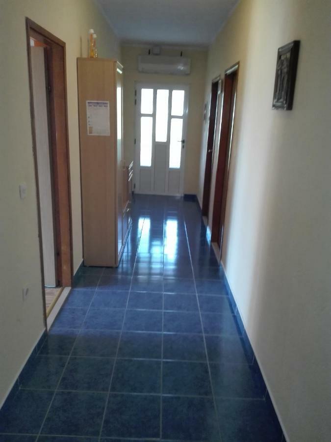 Apartment Luka Trogir Eksteriør billede